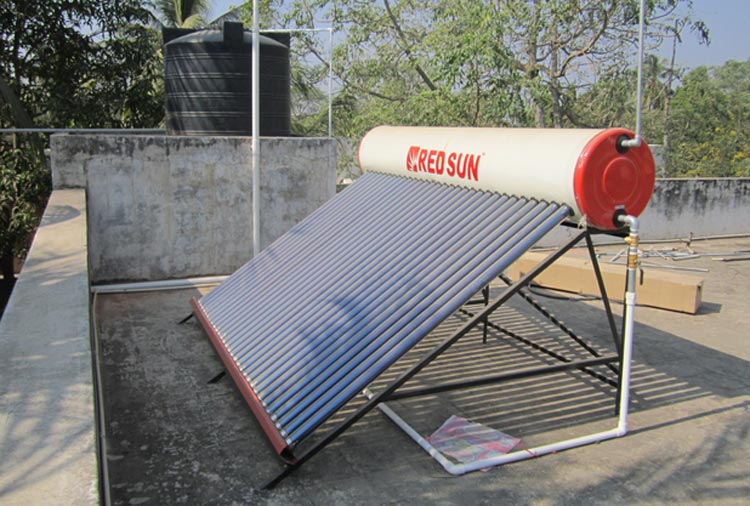 redsun-solar-water-heater-with-over-head-tank